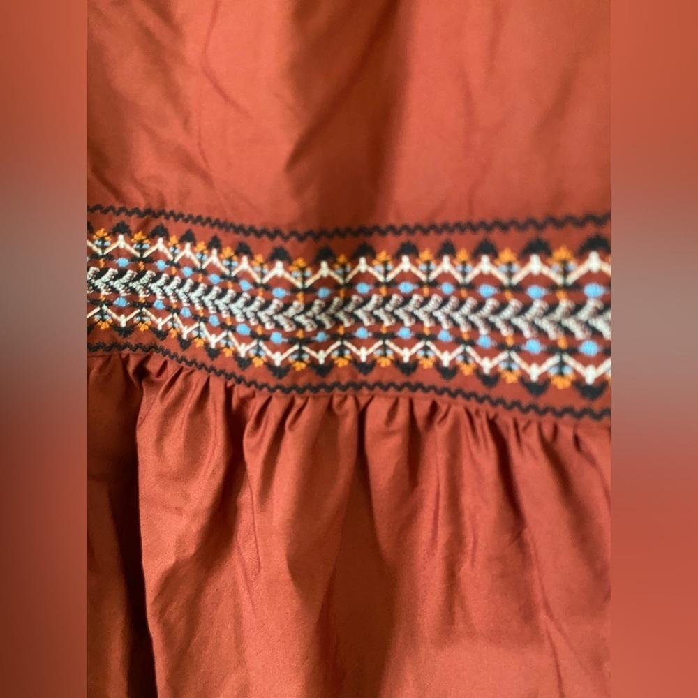 Elegant Embroidery Maxi Skirt Size-L - Picture 3 of 7
